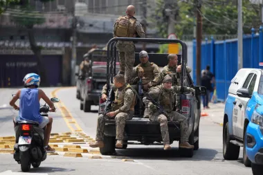 Tensión en las favelas de Río: entre operaciones policiales y la persistente espiral de violencia