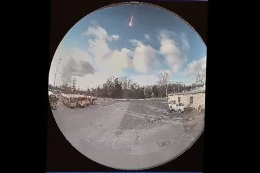Lluvia de rocas desde el cielo: la caída del meteorito que sacudió Ohio y la fiebre de los cazadores de meteoritos