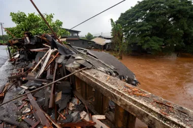 Oahu bajo el agua: la inundación histórica, el riesgo de una presa centenaria y lo que revela el cambio climático