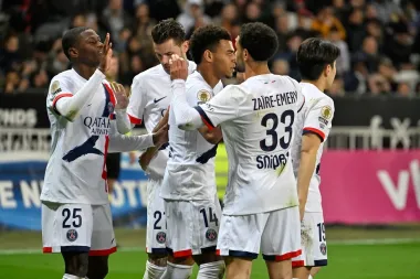 Choque de titanes y sombras en el fútbol francés: PSG, Lens y la tensión entre competencia nacional y ambiciones europeas