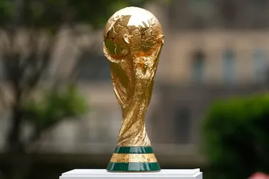 Del sexto escalón al escenario global: cómo el fútbol contemporáneo une influencers, negocios y grandes torneos