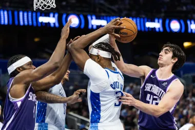 Noche de reacomodos en la NBA: Banchero, Knueppel y la carrera por la postemporada