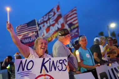 CPAC, la guerra con Irán y las protestas “No Kings”: la polarización que define a Estados Unidos hoy