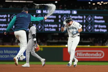 Noche de héroes y retornos: Raleigh, Bader y McCullers marcan el ritmo en la jornada de la MLB