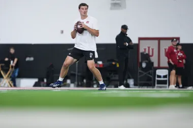 Un día decisivo para el futuro de la NFL: Fernando Mendoza, la encrucijada de los Bears y la reconfiguración de los Falcons