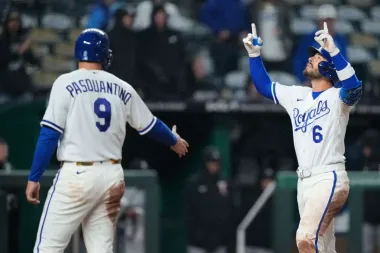 Grand slams, joyas monticulares y señales tempranas: un comentario sobre la jornada de la MLB