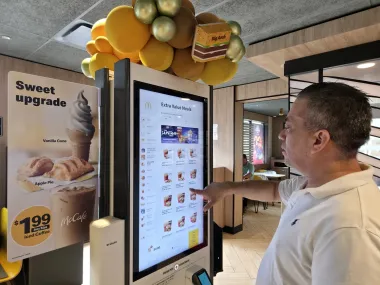 McDonald’s simplifica su menú económico: ¿estrategia inteligente o parche temporal?