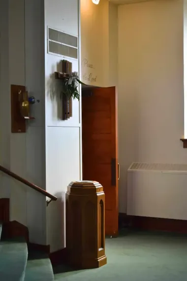 Restaurando la luz: cómo las vidrieras de la Canton Lutheran Church conectan historia, comunidad y futuro
