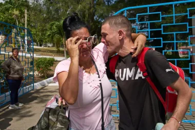 Libertad en tiempos de presión: las liberaciones masivas en Cuba y lo que no se cuenta