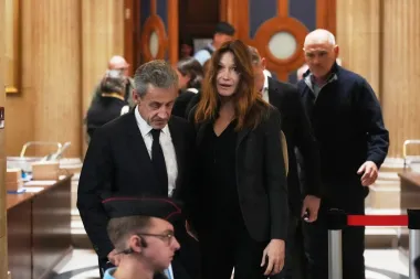 Sarkozy en la apelación: ‘Soy inocente’ y la política francesa en juego