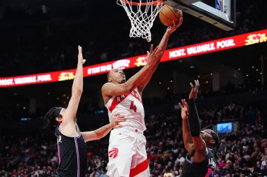 Noche de reveses, decisiones y oportunidades: análisis del pulso final de la NBA rumbo a los playoffs