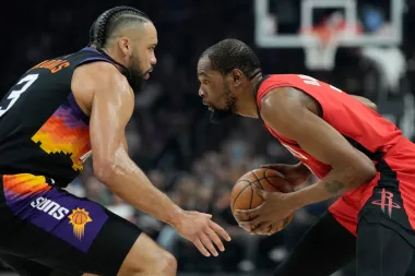 Kevin Durant regresa a Phoenix y el caos competitivo de la recta final de la NBA