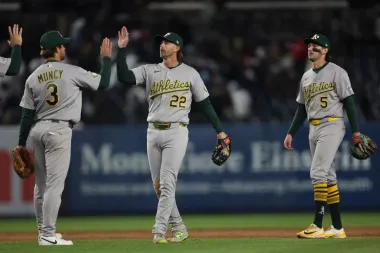 Noche de giros en la MLB: análisis de un triunfo agónico del A’s, la cirugía de Eflin y la ofensiva de los Marlins