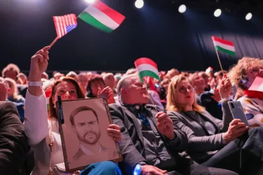 La grieta transatlántica: cómo la guerra contra Irán fractura las alianzas entre Trump y la ultraderecha europea