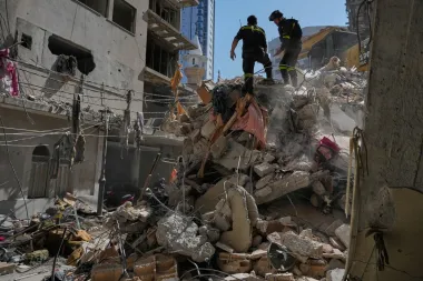Beirut en llamas: el día más mortífero en semanas hunde a Líbano en una crisis humanitaria