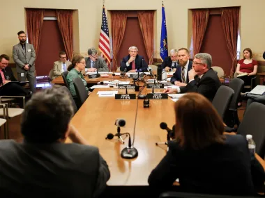 Tensión en la Universidad de Wisconsin: la salida del presidente del sistema y lo que revela sobre gobernanza y prioridades