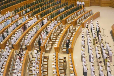 El regreso enmascarado de la junta: Min Aung Hlaing asume la presidencia de Myanmar entre dudas y conflicto
