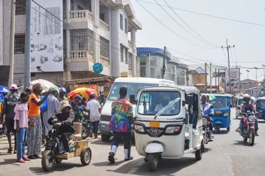 Kekeh en Freetown: cómo las mujeres están cambiando la cara del transporte informal en Sierra Leone