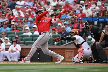 Noche de bates y sobresaltos en la MLB: debut con jonrón, molestias en el codo y la explosión de Contreras