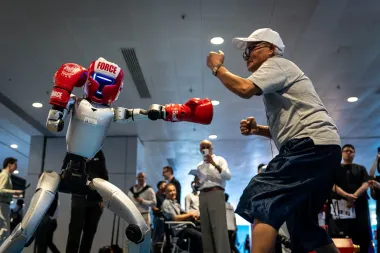 Los humanoides cobran voz: la nueva era de robots conversacionales y su impacto desde Hong Kong