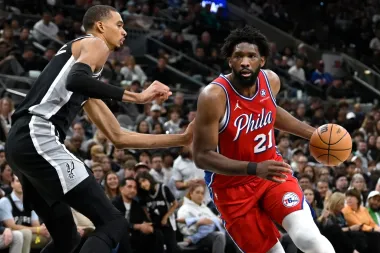 El pulso de los playoffs NBA: ventaja de local, proyectos en reconstrucción y la fragilidad de las estrellas
