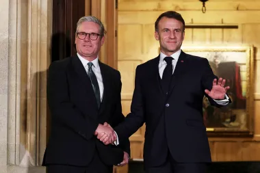¿Quién garantizará el paso por el Estrecho de Ormuz? Europa toma la iniciativa entre riesgos estratégicos y económicos