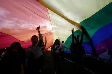 Ecuador en la encrucijada: reconocimiento de identidad de adolescentes trans y la reacción conservadora