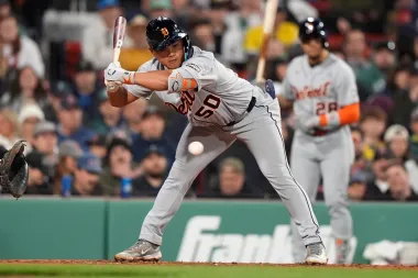 Noche de pitcheo y dramatismo: Resumen y análisis de los duelos de MLB en Boston, Nueva York y Denver