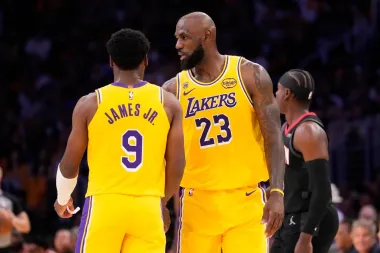Playoffs NBA 2026: De sorpresas y certezas — el triunfo de los Lakers y la radiografía de la primera jornada