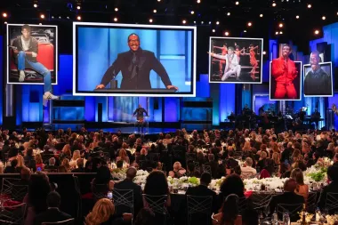 Eddie Murphy y la noche en la que Hollywood aplaudió medio siglo de risas y riesgo