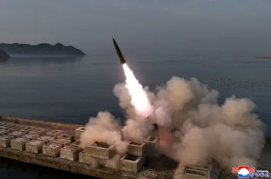 Corea del Norte intensifica sus pruebas con ojivas de racimo: qué significa para la seguridad regional