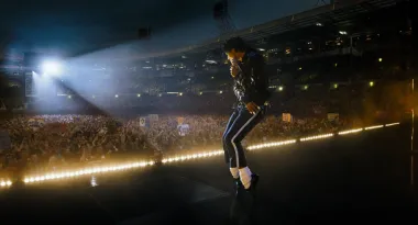 El brillo y la sombra de Michael: una mirada crítica al biopic autorizado