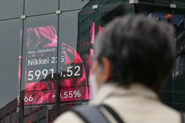 Mercados asiáticos entre euforia y cautela: el Nikkei roza los 60.000, pero el miedo al conflicto en Irán presiona al petróleo