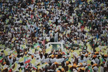 El viaje papal que sacudió África: reflexiones sobre la inédita peregrinación de Leo XIV