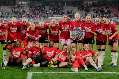 Fútbol en tensión: la polémica propuesta de sustituir a Irán, la antesala de la Women’s Champions League y el golpe al Barcelona con la lesión de Lamine Yamal
