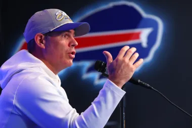 Intercambios, paciencia y estrategia: el análisis de una noche de cambios en el draft de la NFL