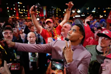 Noches de borrascas y sorpresas: lo que dejó la primera jornada del Draft NFL 2026