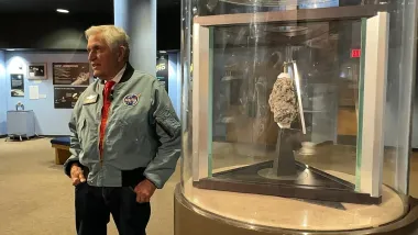 Harrison “Jack” Schmitt y la luna que sigue enseñando: de Apollo 17 al renacer lunar