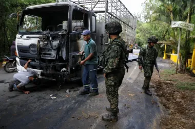 Violencia en el suroccidente colombiano: cómo 26 ataques redefinen la seguridad a un mes de las elecciones