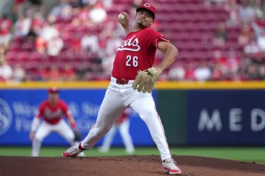 Noche de lanzamientos dominantes y poder ofensivo: crónica de una jornada intensa en la MLB