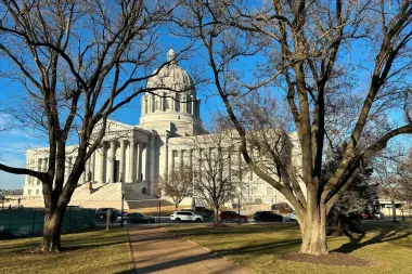Missouri en la encrucijada fiscal: ¿adiós al impuesto sobre la renta individual y hola a un impuesto sobre las ventas más amplio?
