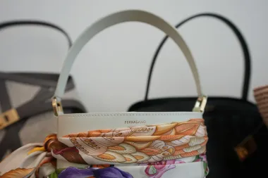 Trazabilidad en la moda: el paso de Ferragamo hacia un cuero más transparente y las implicaciones para la industria