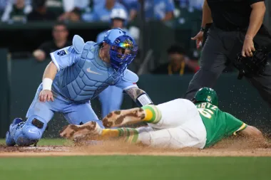 Noche de Grandes Jugadas y Rachas: Un Análisis Profundo de Tres Triunfos en la MLB