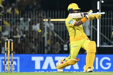 Gaikwad y Kartik Sharma sentencian el derbi: Chennai domina a Mumbai con autoridad