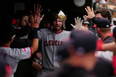 Noche de espectáculo en las Grandes Ligas: robos históricos, ofensivas arrolladoras y jugadas defensivas que cambiaron partidos