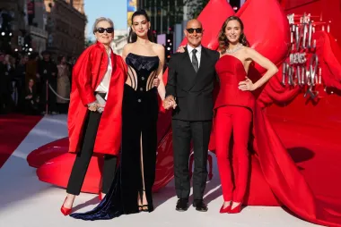 Veinte años después, ‘The Devil Wears Prada 2’ reaviva la fiebre por la moda y el cine comercial