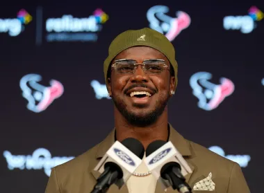 Entre juicios, sanciones y contratos: un análisis profundo del turbulento panorama reciente en la NFL