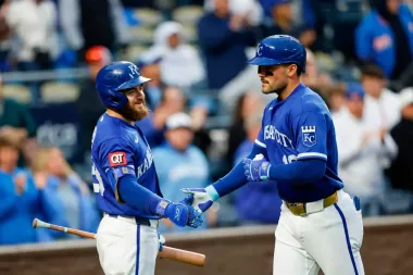 Noche de bates encendidos y relevos firmes: un análisis profundo de la jornada de la MLB