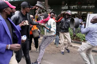 Goonism en Kenia: cuando la violencia de las turbas redefine la política y la fe