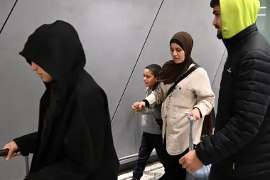 Vuelta a casa y tribunal: las complejas repatriaciones de presuntos simpatizantes del Estado Islámico en Australia